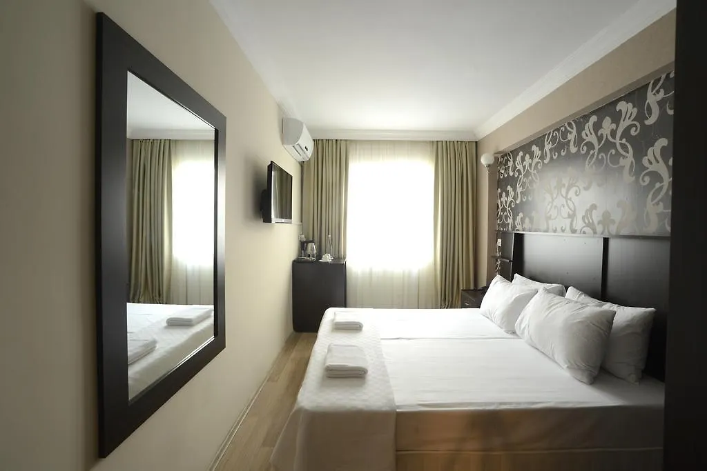 Royalist Tophane Istanbul Hotel